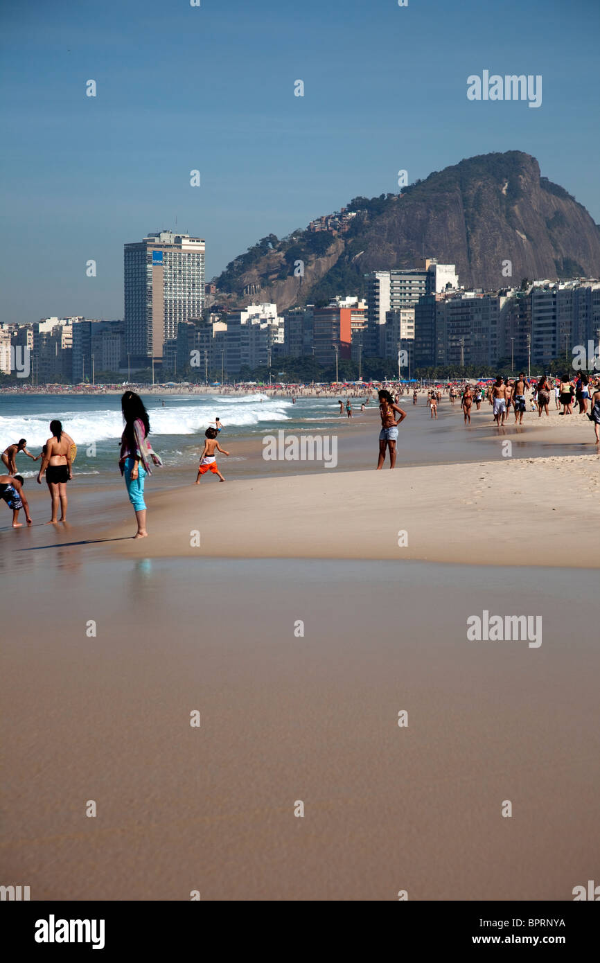 Playa De Bikinis Fotos Und Bildmaterial In Hoher Auflösung Alamy 