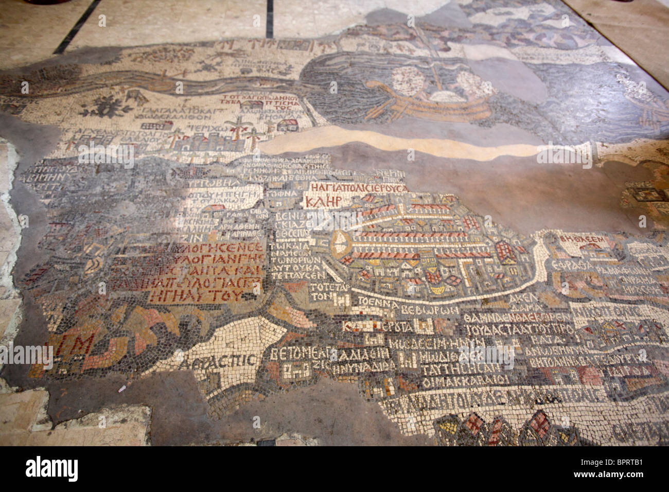 Blick auf die prächtige Mosaik-Karte des Heiligen Landes, Madaba, Jordanien Stockfoto