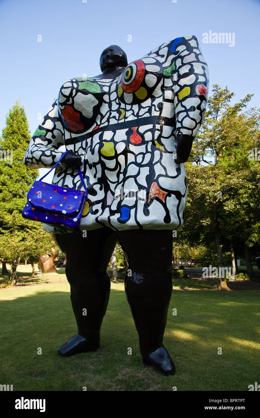 "Miss Black Power" von Niki de Saint Phalle - The Hakone Open Air Museum Stockfoto