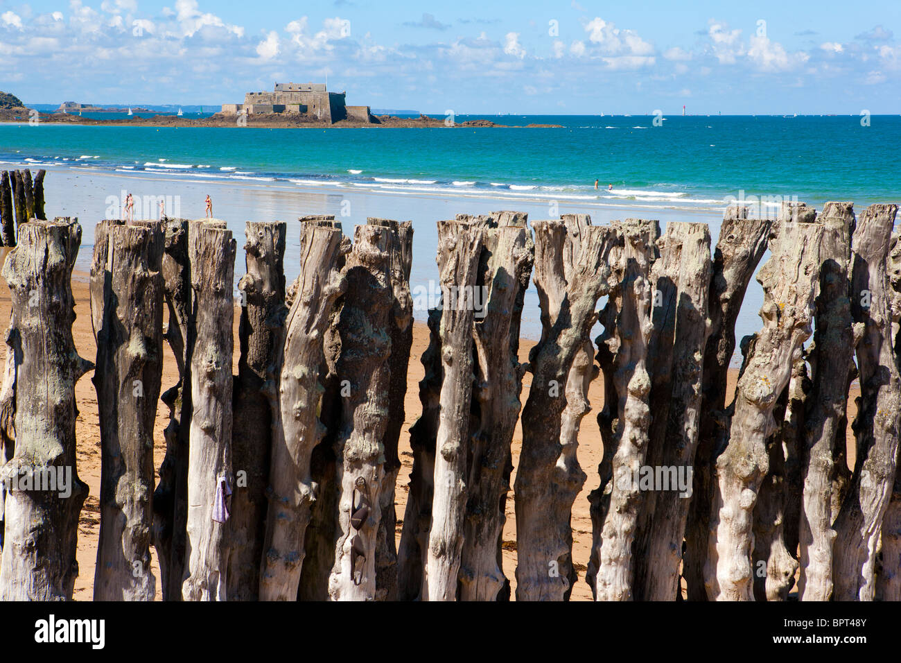 Nationalen Fort über Wellenbrecher, St Malo, Bretagne, Frankreich Stockfoto