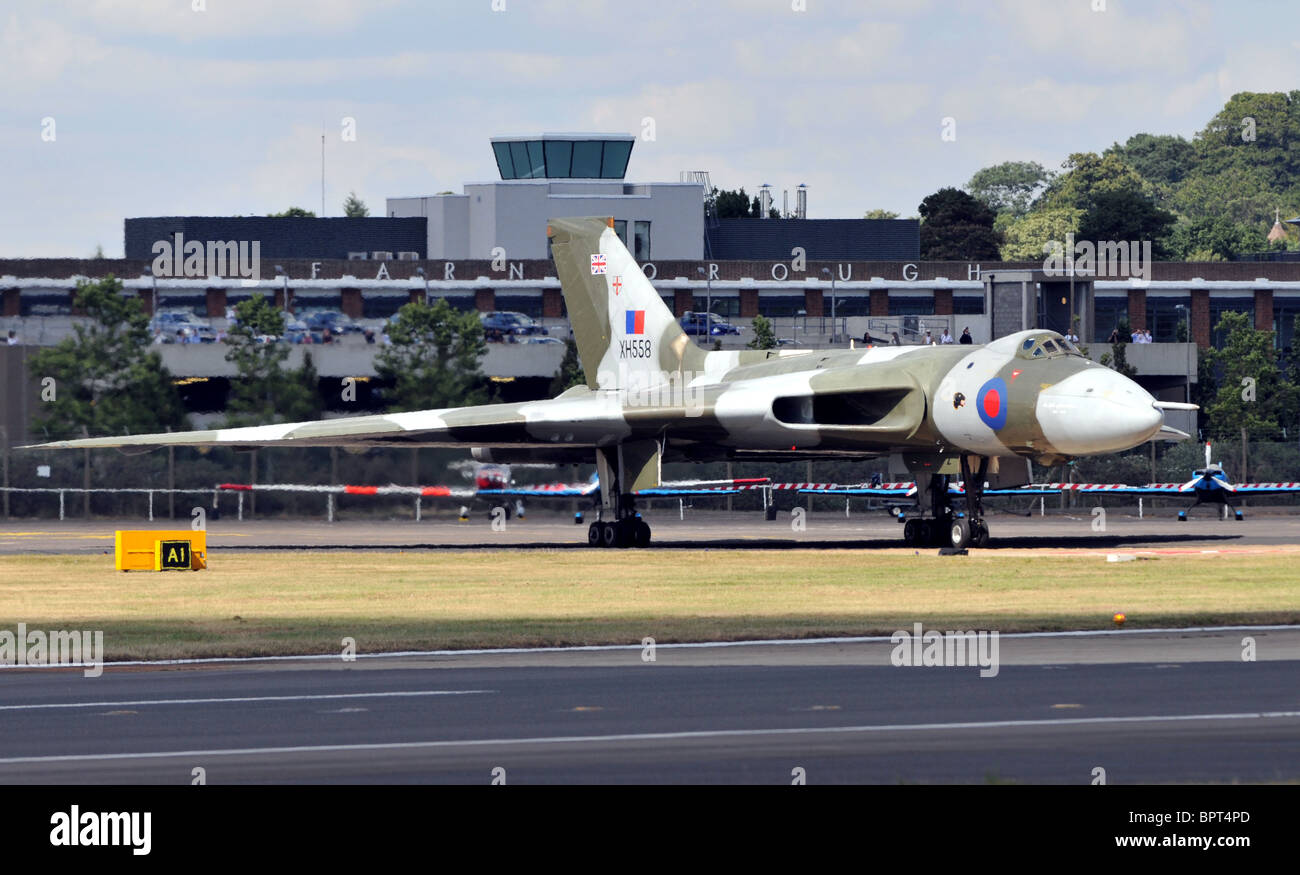 Avro Vulcan-Bomber, Vulcan Deltaflügel Kampfflugzeug Farnborough Airfield in Hampshire, England. Stockfoto