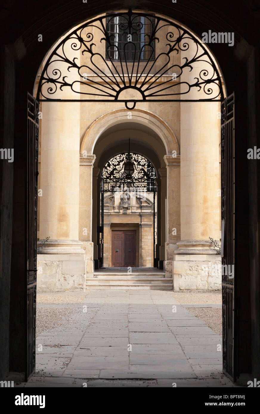 Türen in der Bodleian Library Oxford 2 Türen Stockfoto