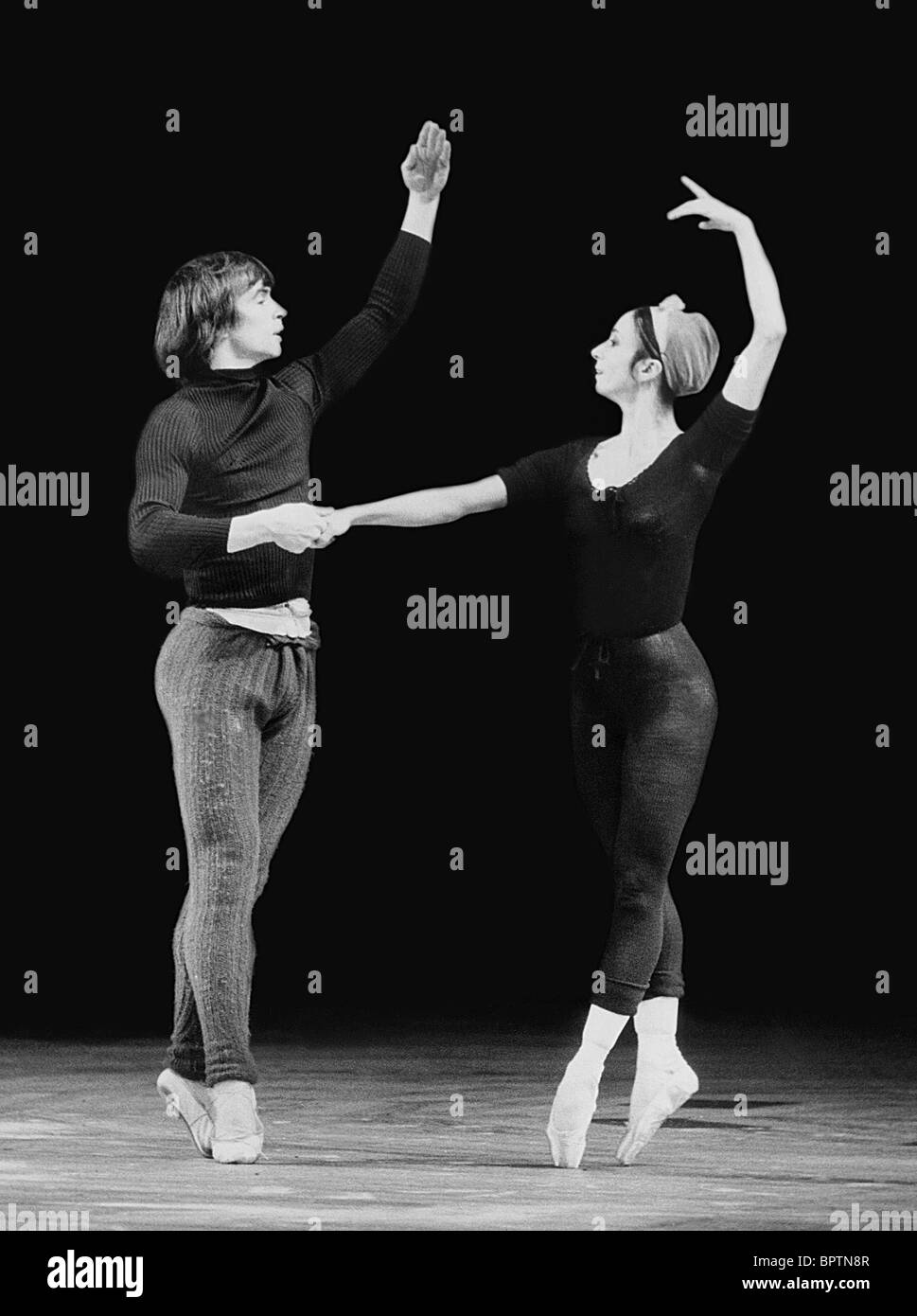 RUDOLF NUREJEW & MARCIA HAYDEE SCHWANENSEE BALLETT (1968 Stockfotografie -  Alamy