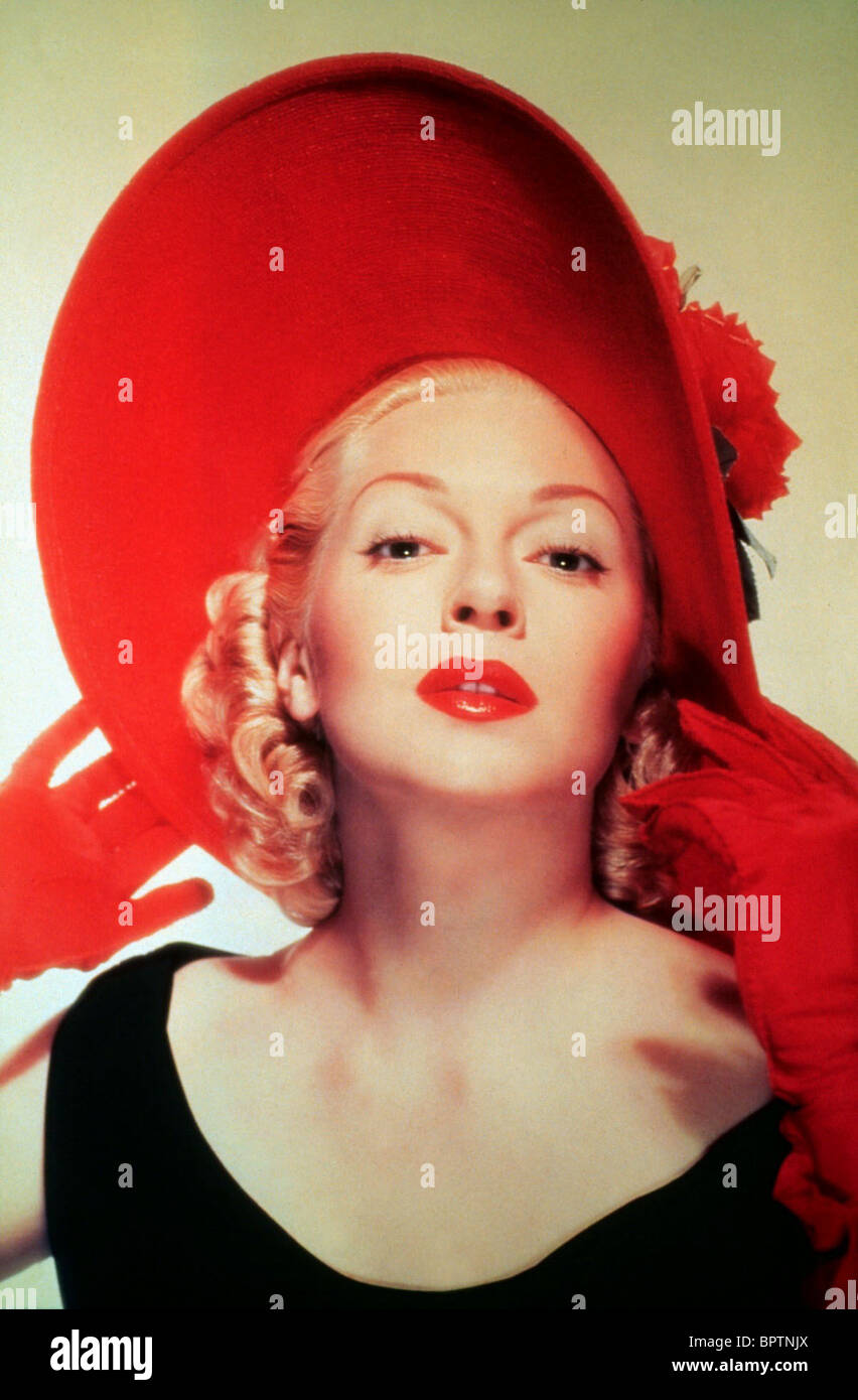 Lana turner portrait Fotos und Bildmaterial in hoher Auflösung Alamy