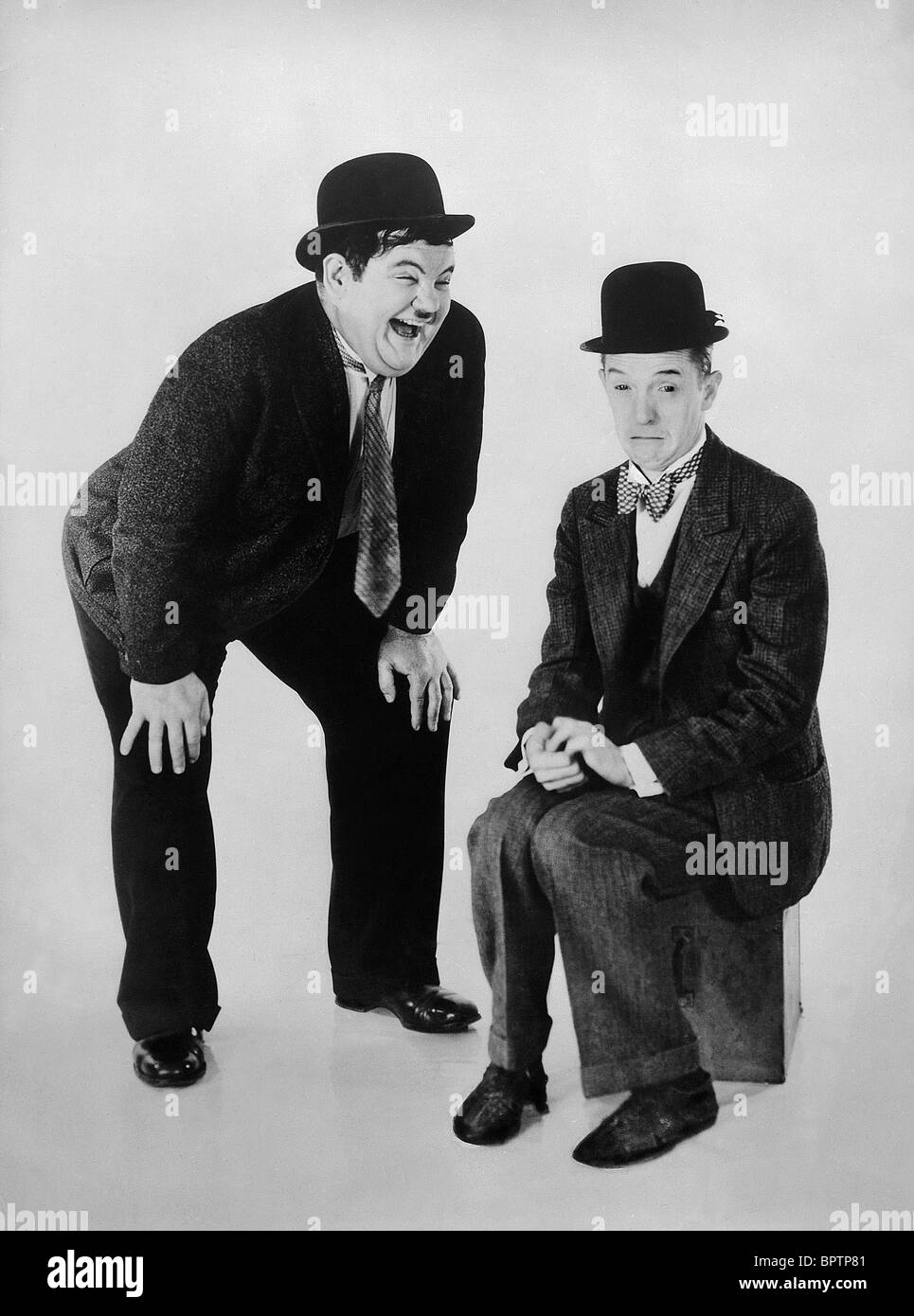 OLIVER HARDY & STAN LAUREL LAUREL & HARDY (1936) Stockfoto