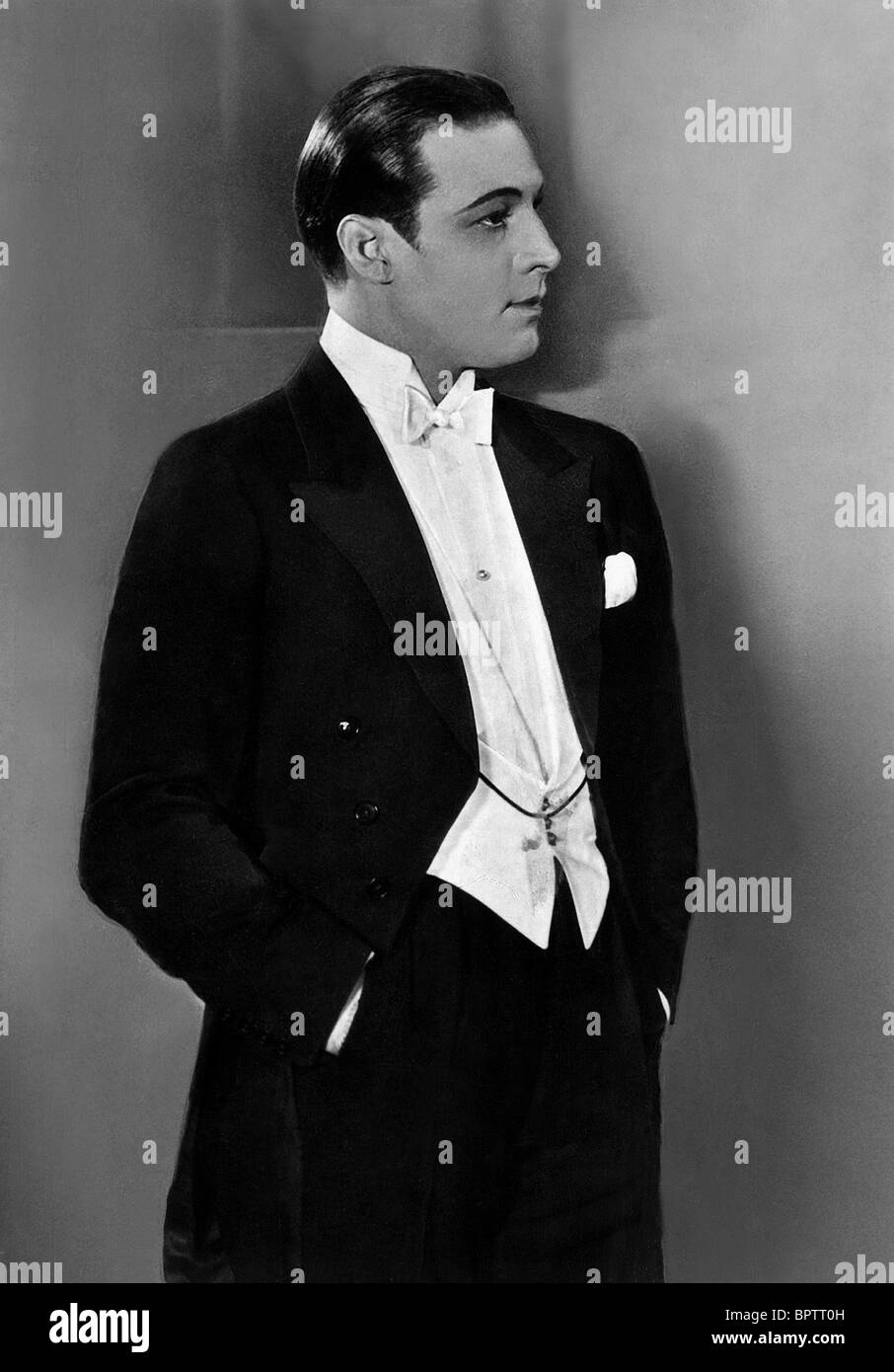 RUDOLPH VALENTINO SCHAUSPIELER (1923) Stockfoto
