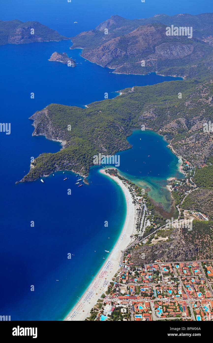 Luftaufnahme von Ölüdeniz Bucht in der Nähe von Fethiye an der türkischen Westküste Stockfoto