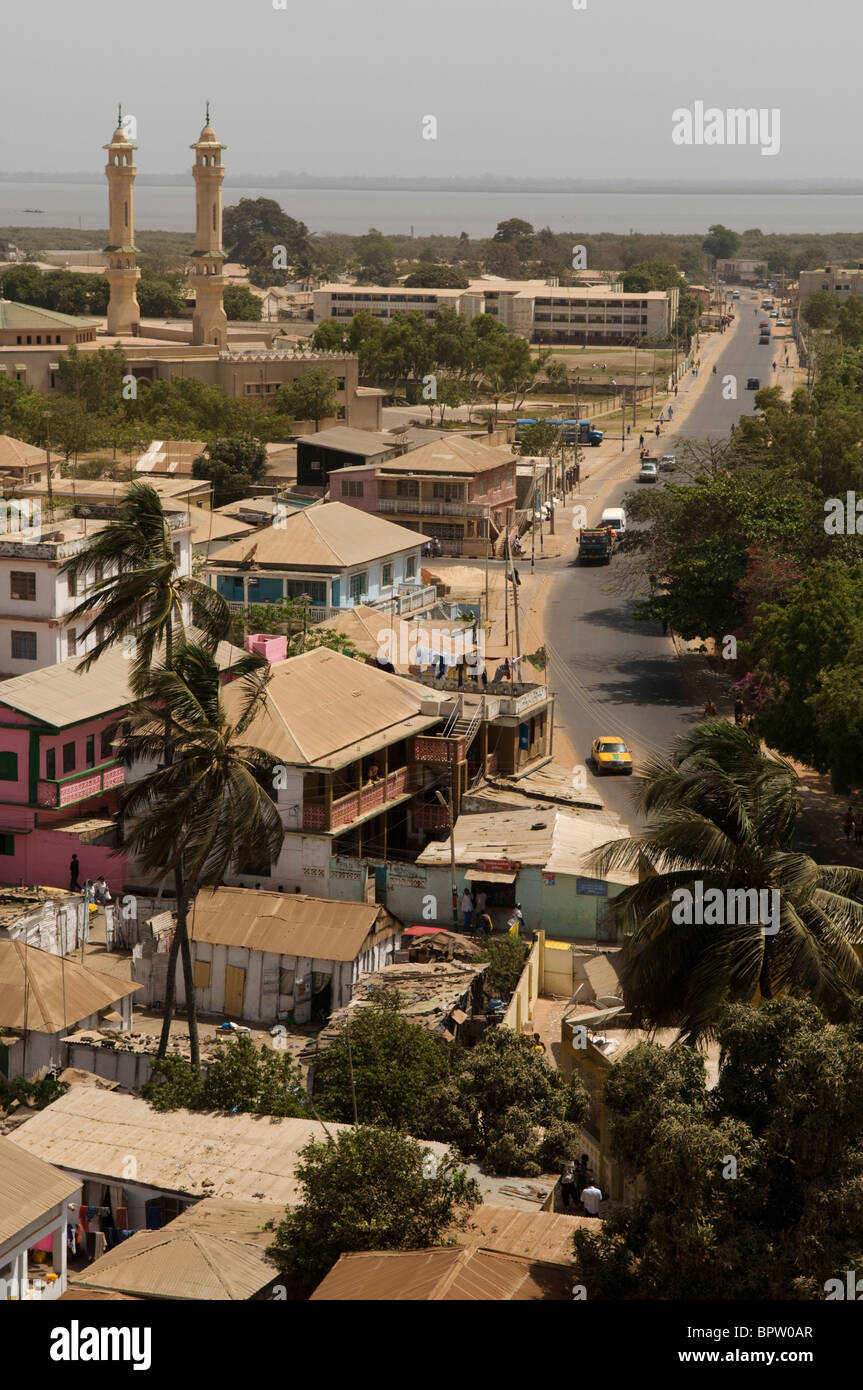 Blick über Banjul aus Arch 22, Gambia Stockfoto
