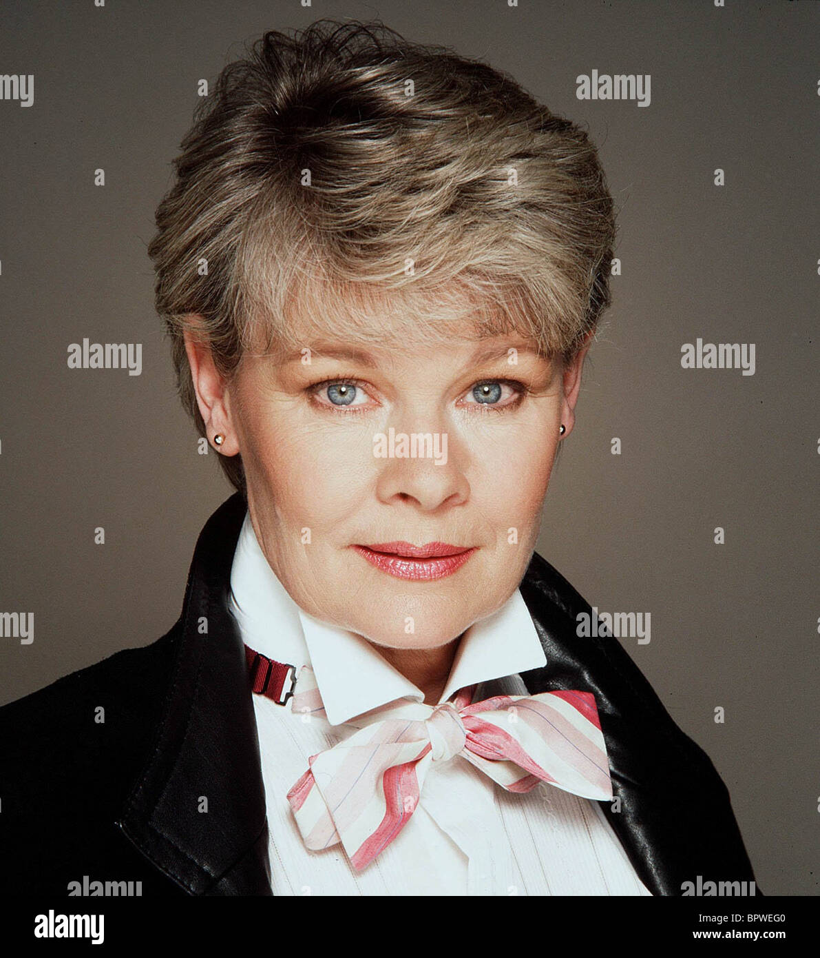 JUDI DENCH SCHAUSPIELERIN (1980 Stockfotografie Alamy