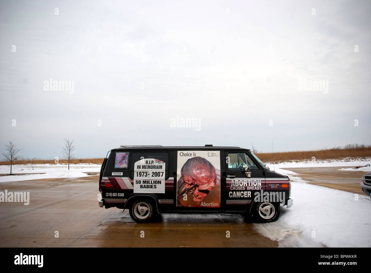 Anti-Abtreibungs-van Park bei einer Kundgebung Hillary Clinton Kampagne Stockfoto