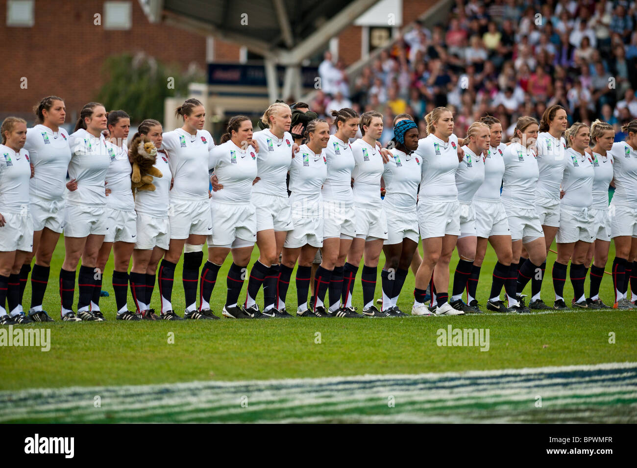 Das Endspiel zwischen England und Neuseeland. England verlor 13-10. Der iRB organisiert Rugby-Weltmeisterschaft der Frauen Stockfoto