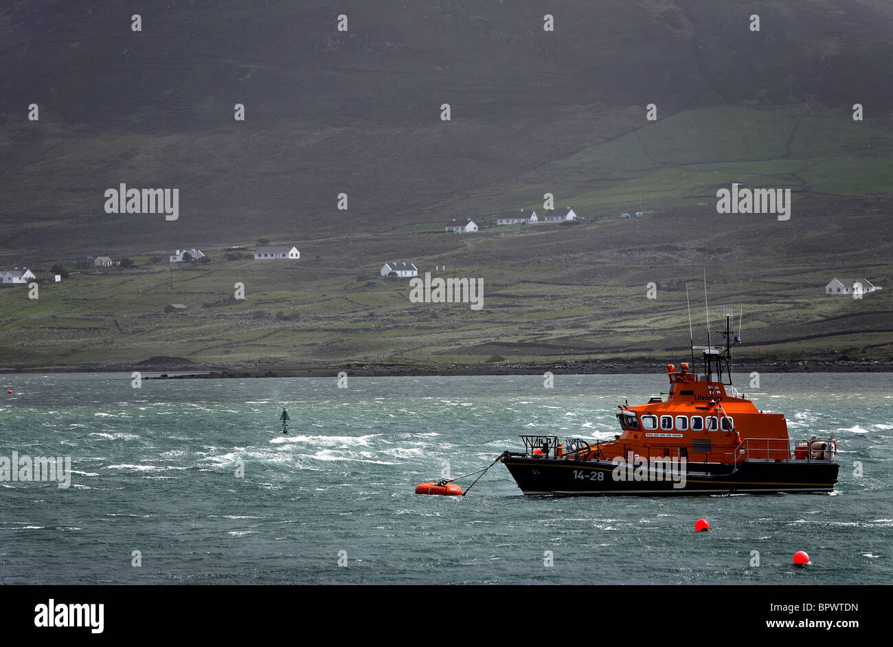 Meer Suche Rettungsboot Archill Sound, County Mayo, Irland Stockfoto
