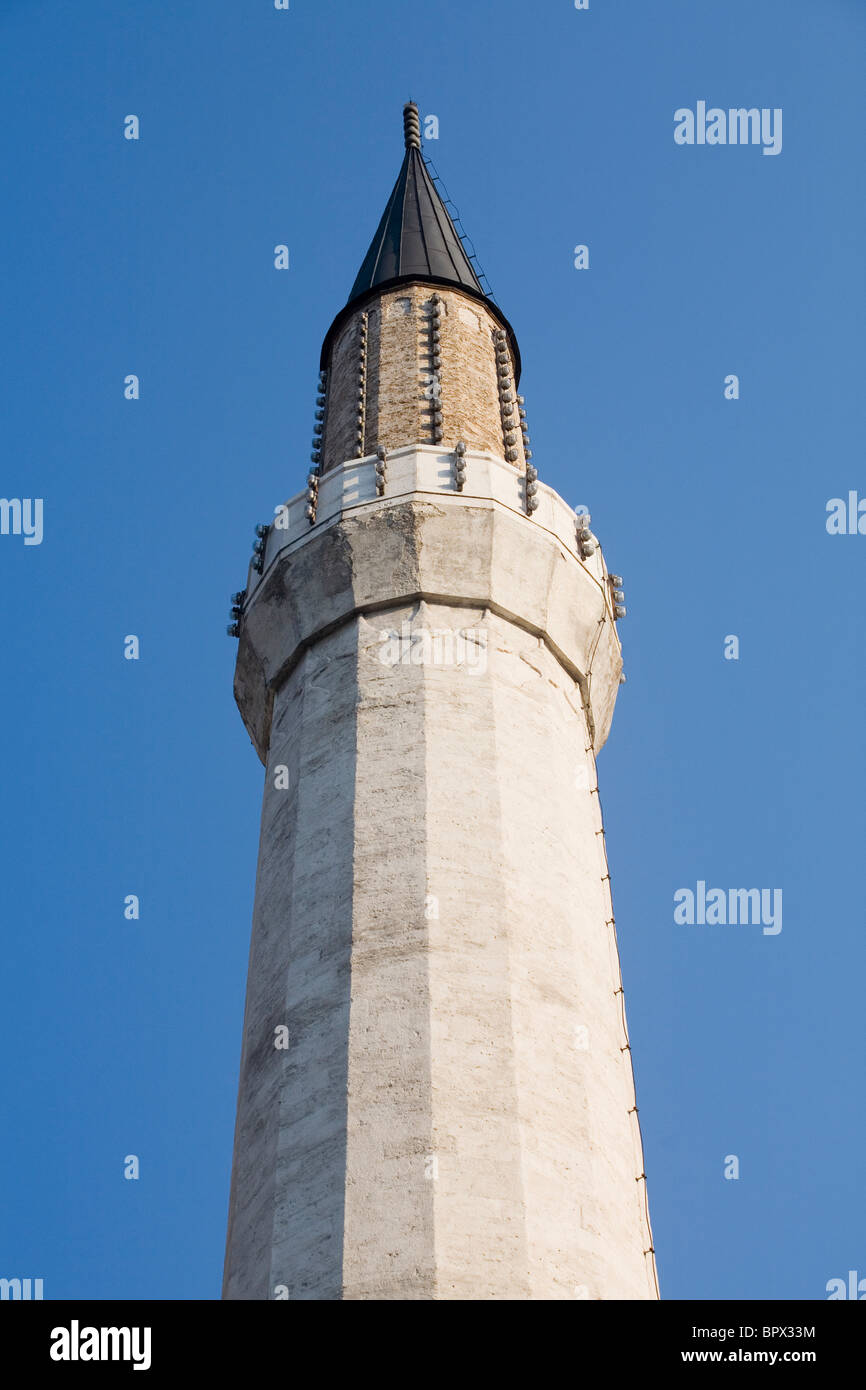 Minarett der Moschee in Sarajevo Stockfoto