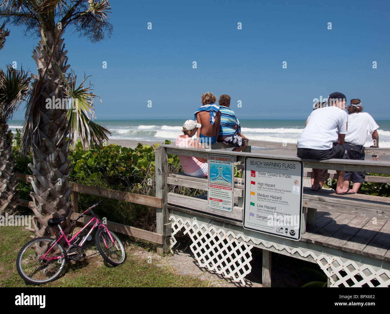 Gerade für Surf von Hurrikan Earl in Melbourne Beach an der Atlantikküste von Florida Stockfoto