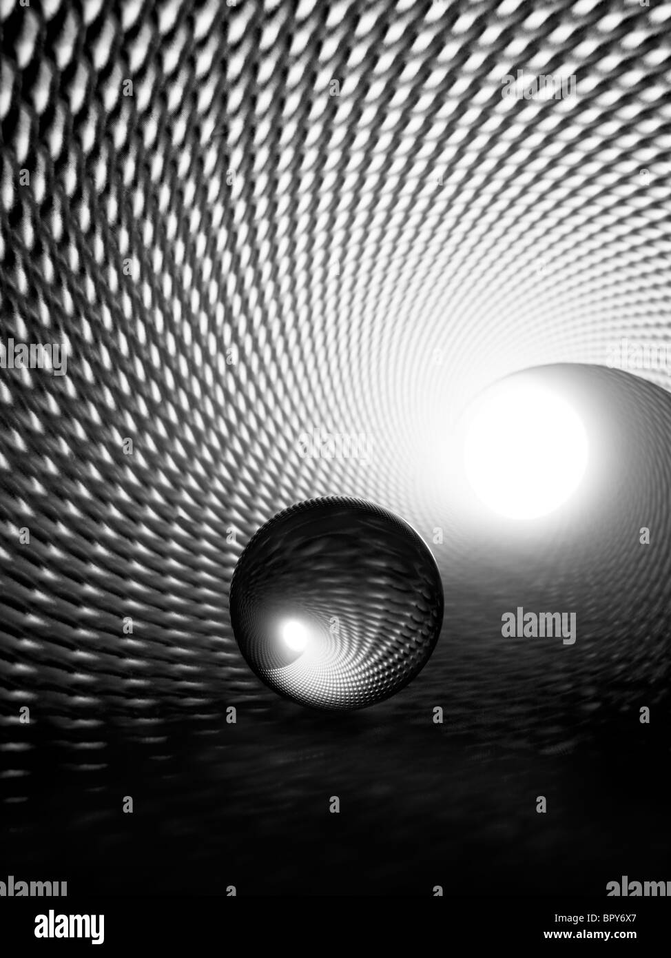 Eine Glaskugel in einer geometrischen Tunnel-Umgebung mit dramatischen Reflexion und Beleuchtung. Stockfoto