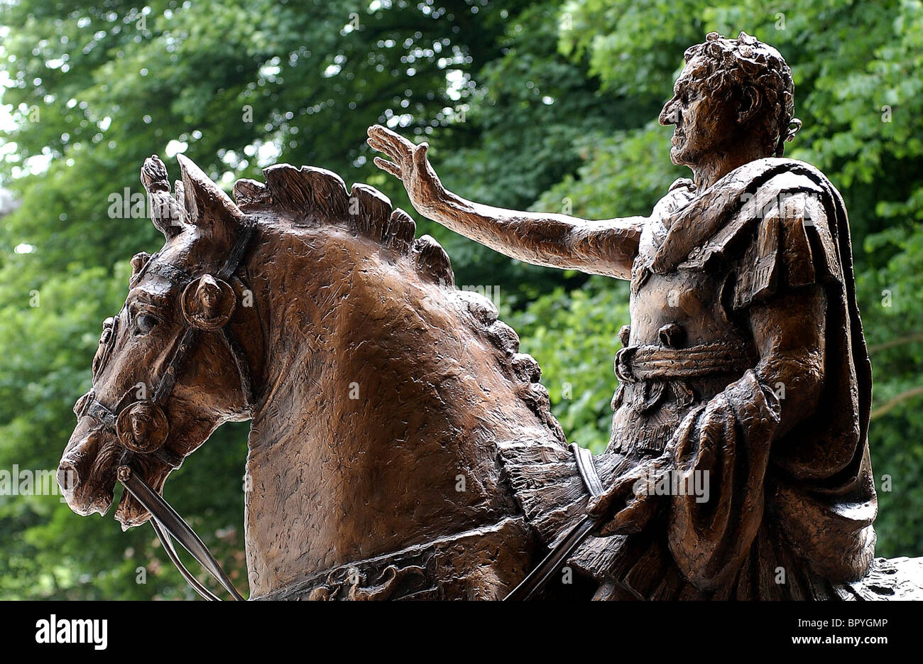 Bildhauer Anthony Steinen Bronze von Roman Emperor Nerva. Stockfoto
