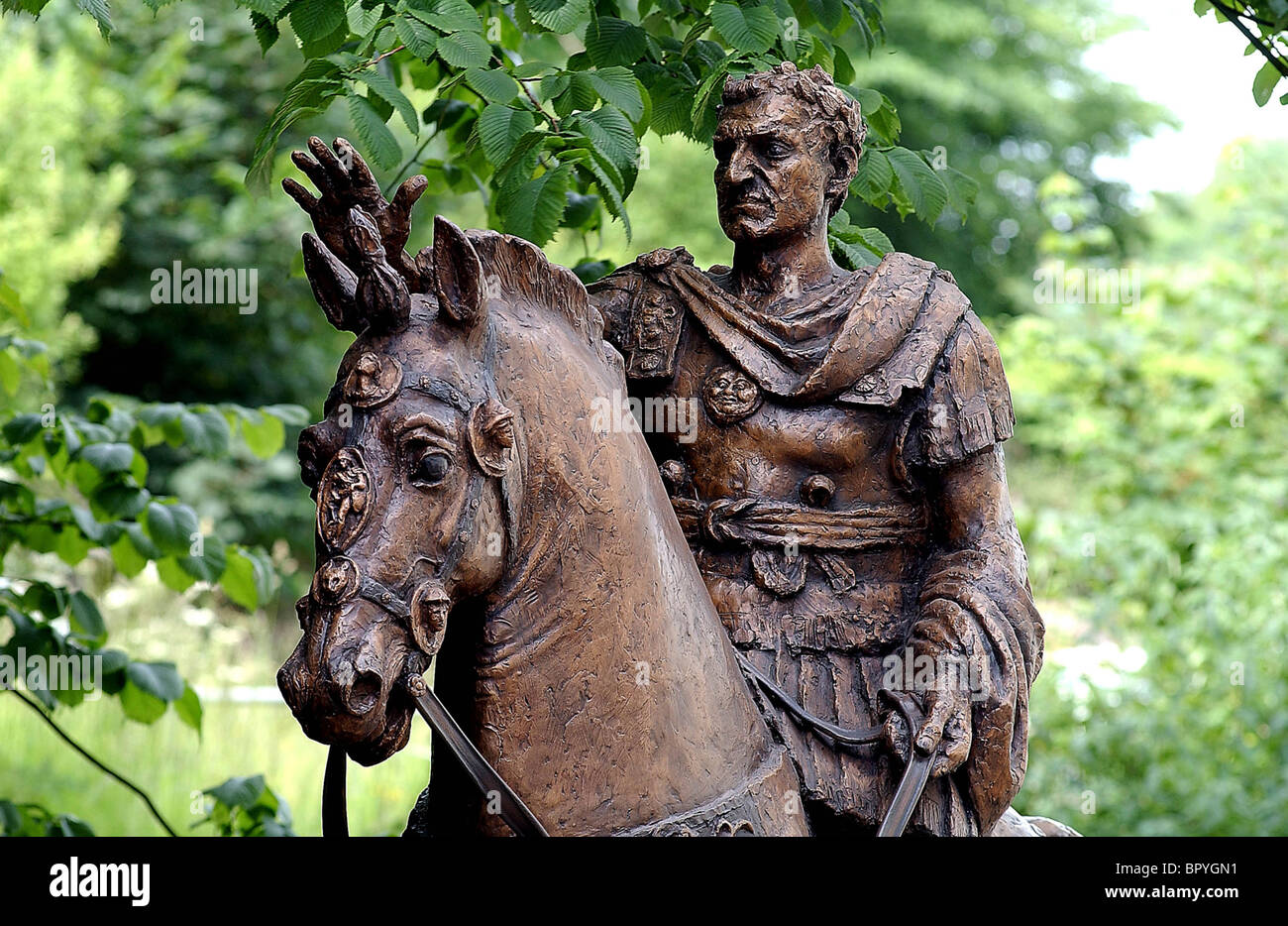 Bildhauer Anthony Steinen Bronze von Roman Emperor Nerva. Stockfoto