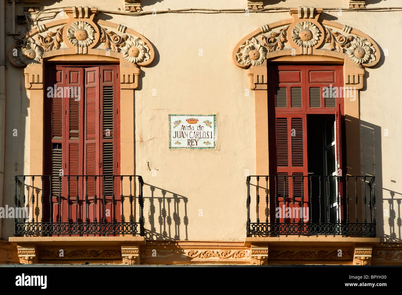 Jugendstil-Gebäude in der Avenida del Rey Juan Carlos ich. Melilla.Spain. Stockfoto