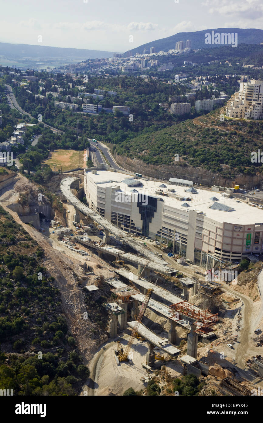 Luftaufnahme des Grand Canyon Shopping Center in Haifa Stockfoto