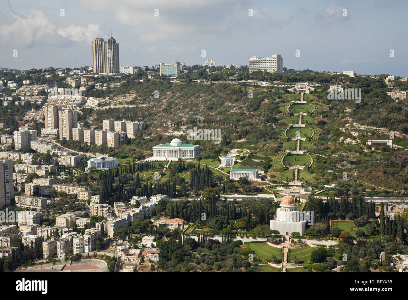 Luftaufnahme des Bahai-Tempel und den Garten auf dem Carmel-Grat Stockfoto