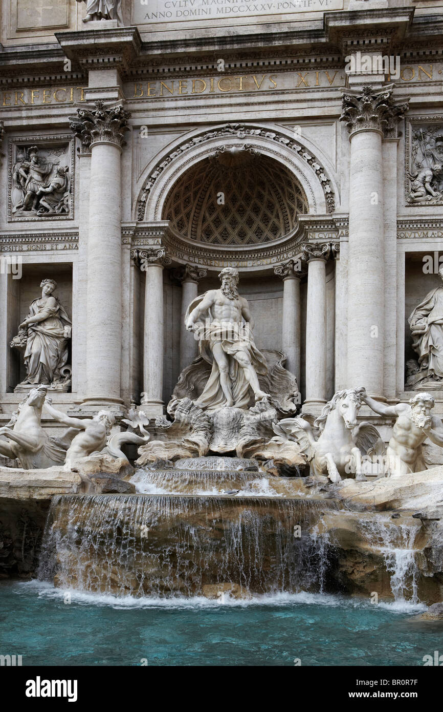 Trevi-Brunnen (Fontana di Trevi) in Rom, Italien Stockfoto