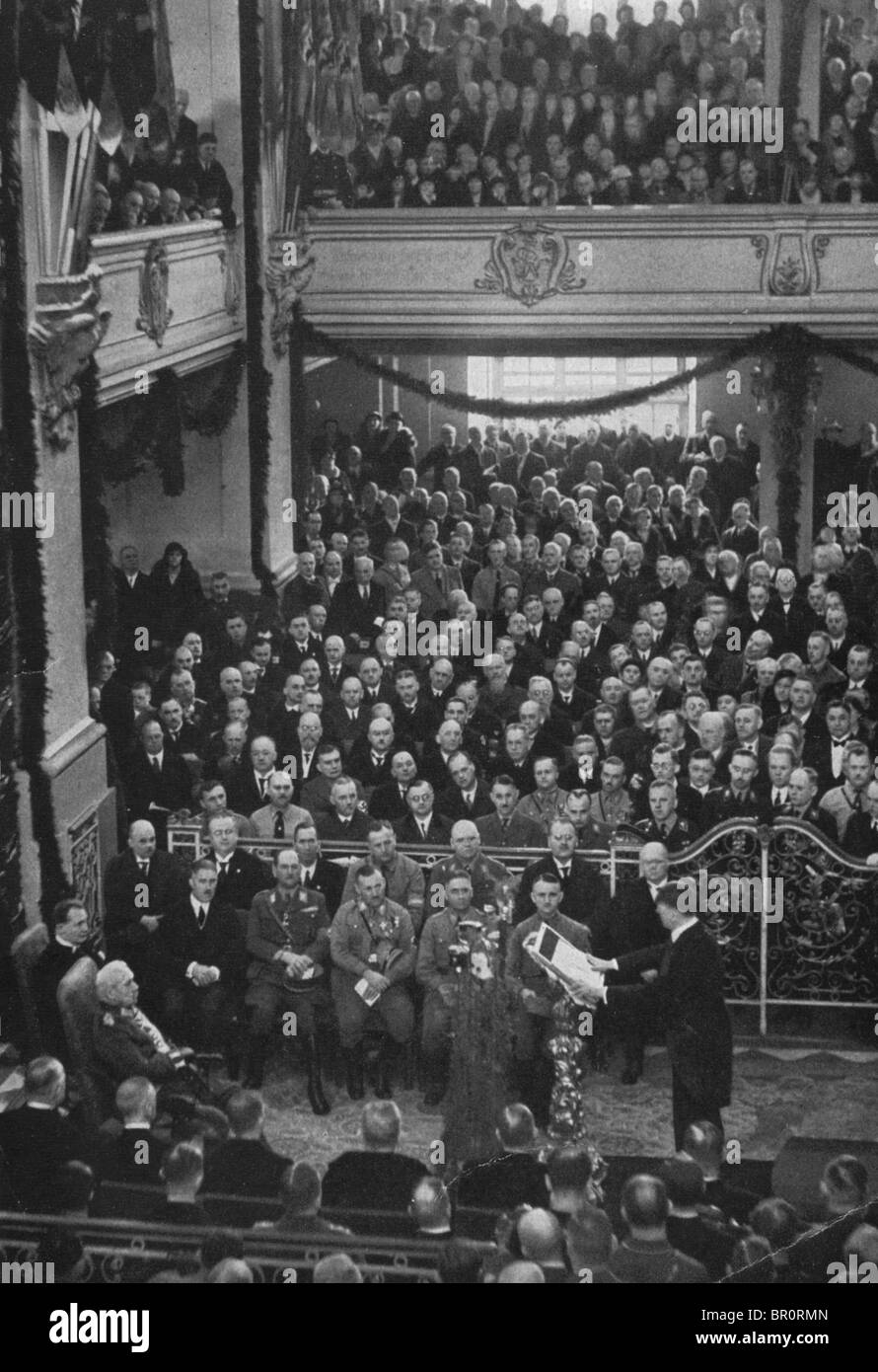 ADOLF HITLER in Potsdam 21. März 1933 besagt, "Wir wollen dem deutschen Volk die Freiheit geben" Stockfoto