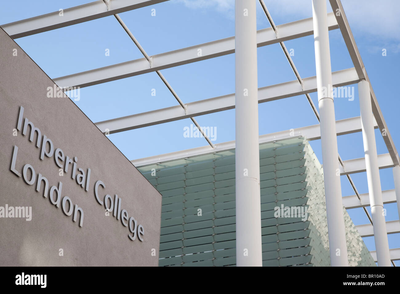 Fassade und Dach des Imperial College, London Stockfoto