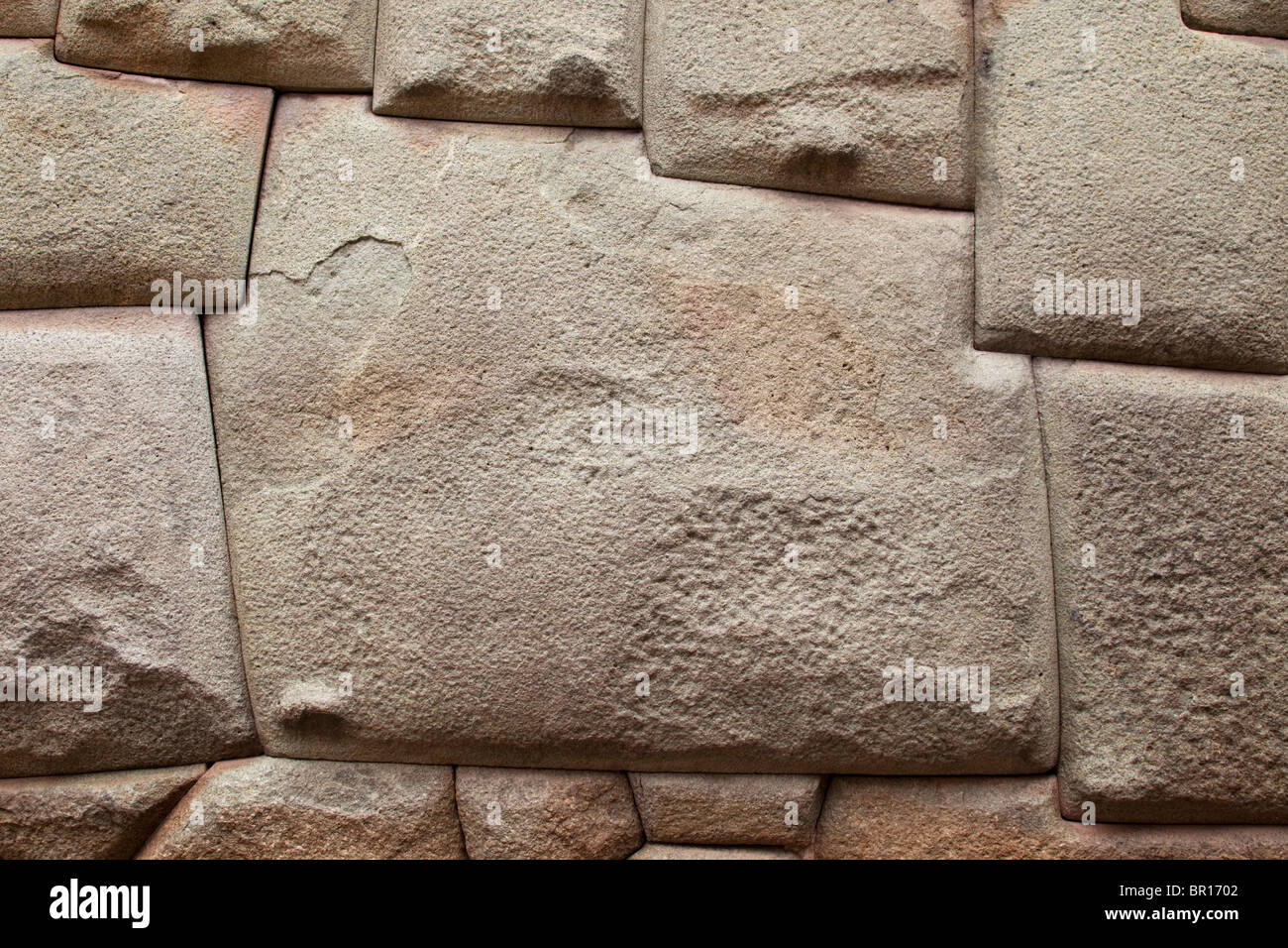 Berühmte 12 abgewinkelte Stein in Hatun Rumiyoc Straße, Cusco, Peru Stockfoto