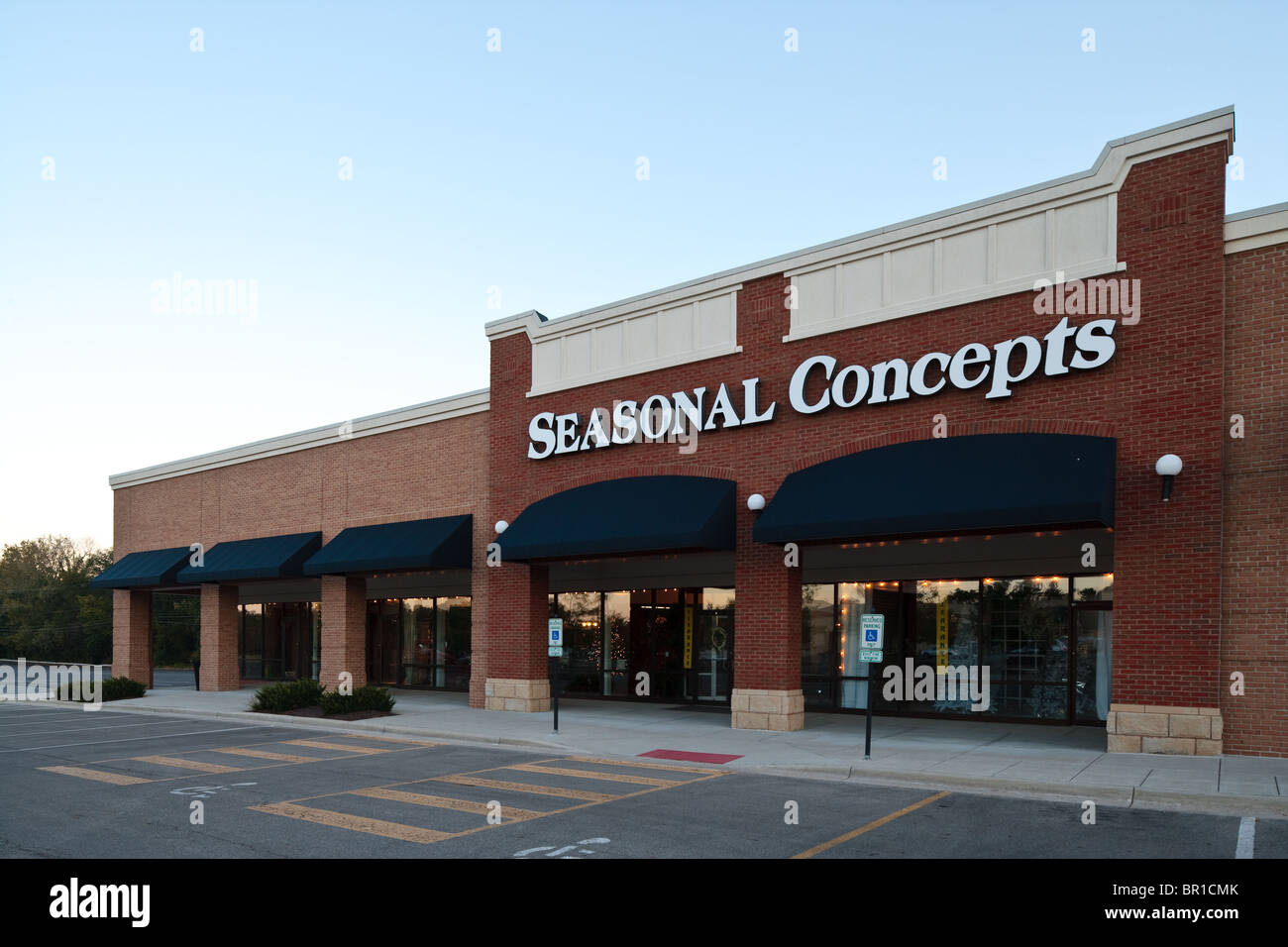 Saisonale Konzepte laden in Graceland Shopping Center in Columbus Ohio Stockfoto