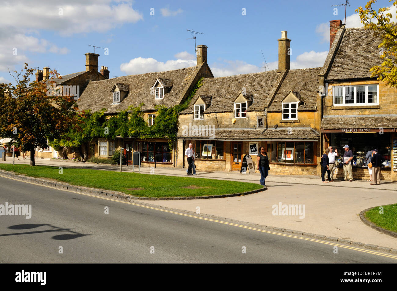 Broadway-Geschäfte und Galerien die Cotswolds Stockfoto