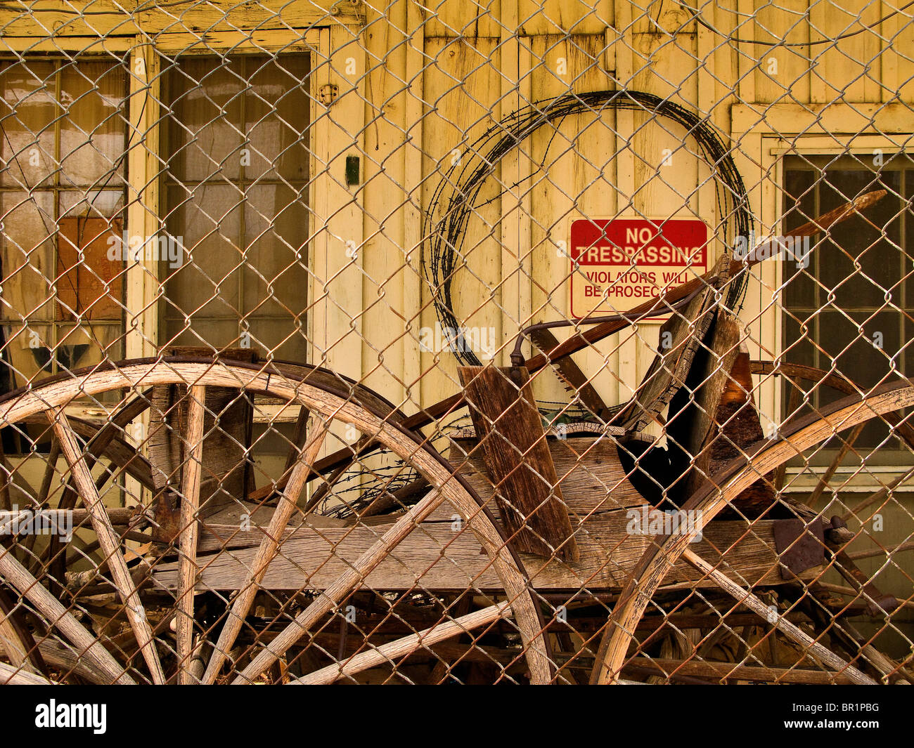 Gefunden Sie Stillleben von Rädern & antike Objekte Stockfoto