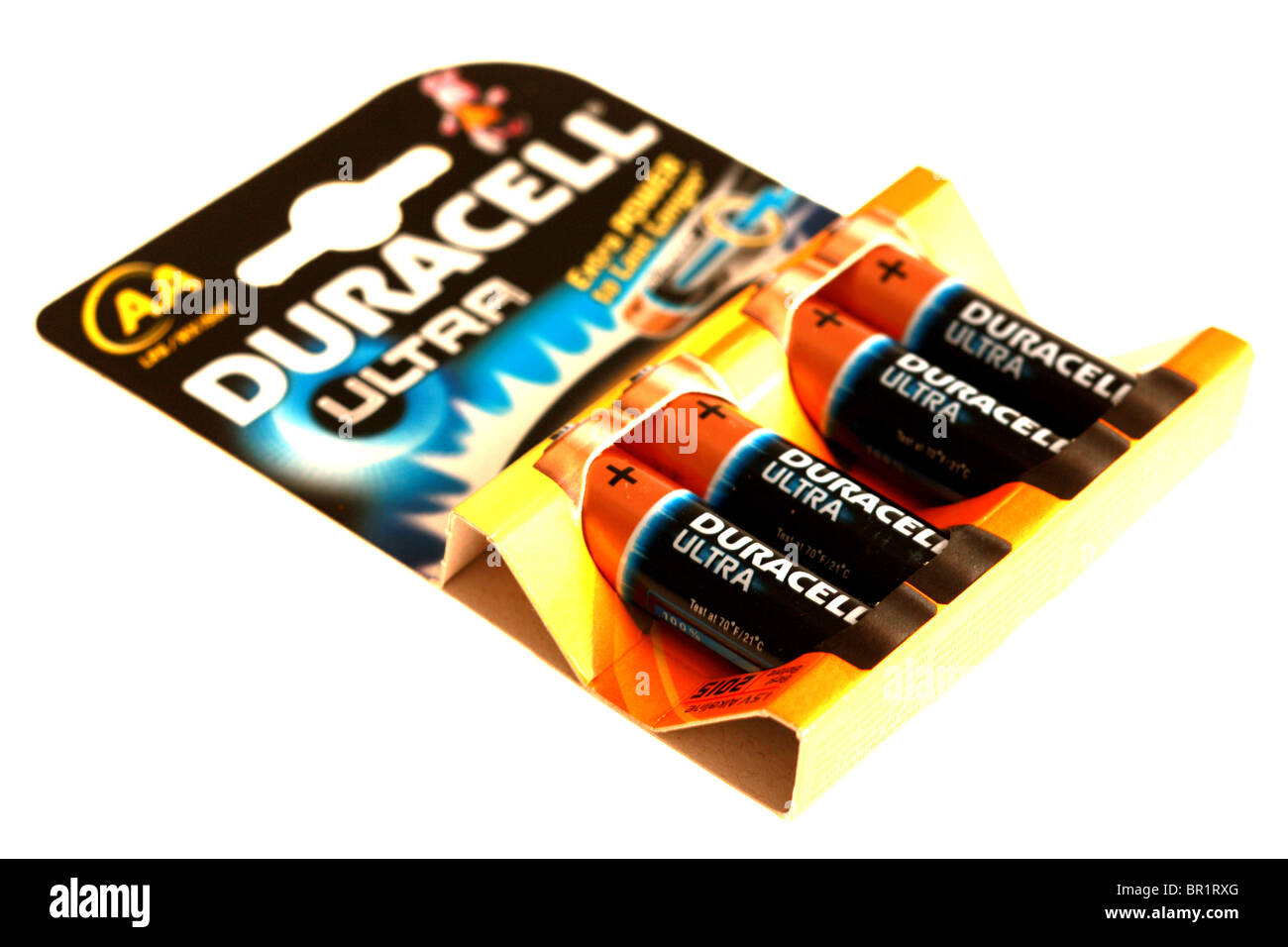 Packung mit vier Batterien der Größe AA Duracell Ultra Power Batterien mit Branding gegen einen weißen Hintergrund mit einem Clipping und keine Menschen isoliert Stockfoto