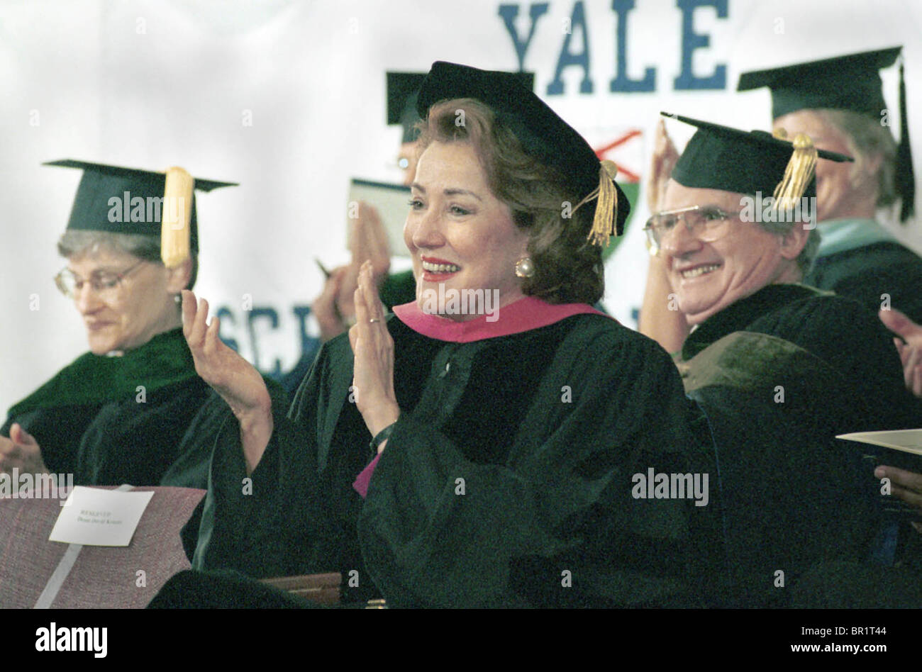 Elizabeth Dole beteiligte sich an der Yale School of Medicine Beginn Zeremonien in New Haven, Connecticut Stockfoto