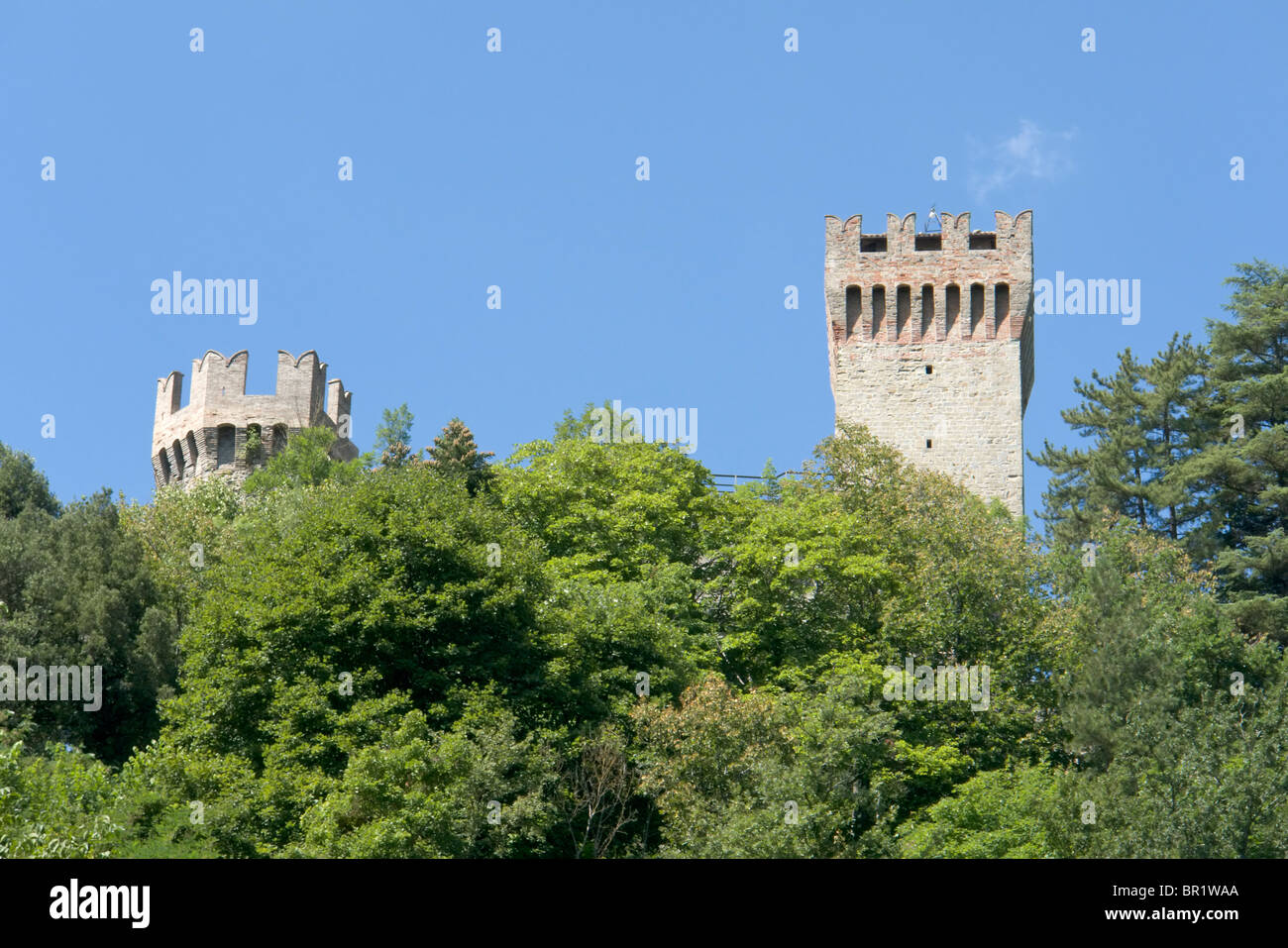 Türme der Festung von Arquata del Tronto (AP), Marken, Italien Stockfoto