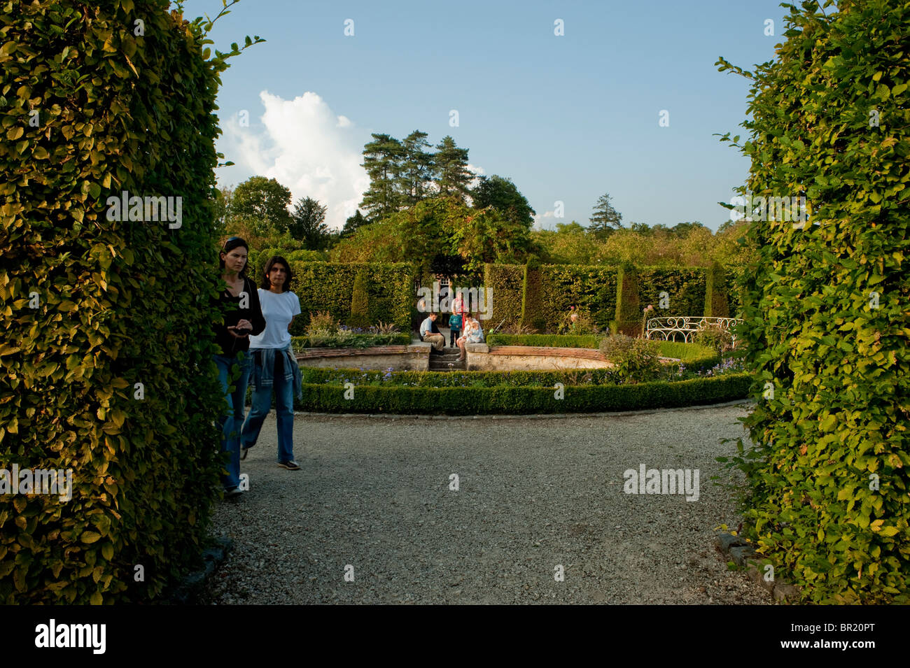 Frankreich Touristen besuchen französische Gärten, Chateau de