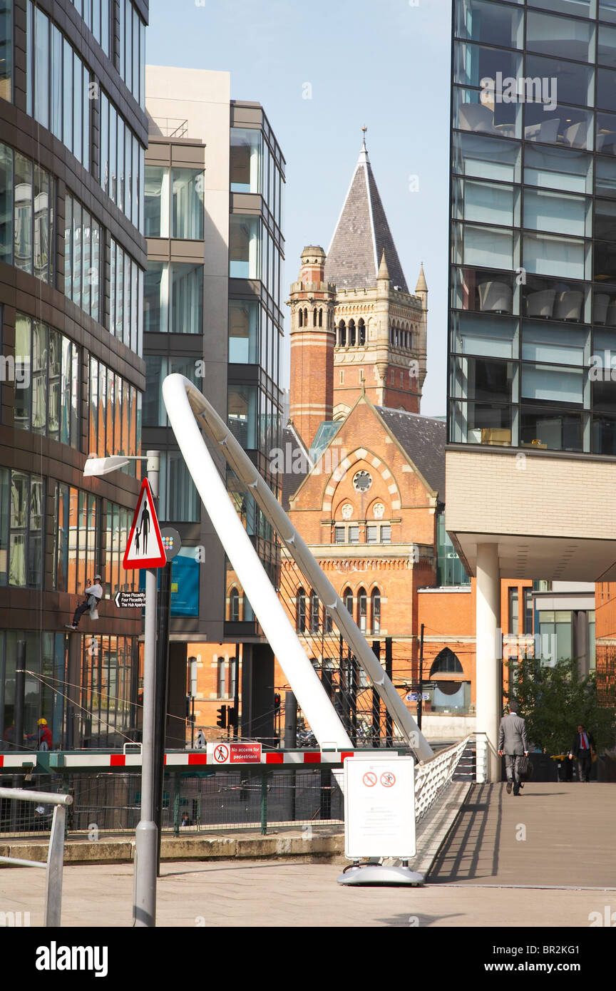 Minshull Straße Crown Court mit London Road Bridge gesehen vom Piccadilly Bahnhof Manchester UK Stockfoto