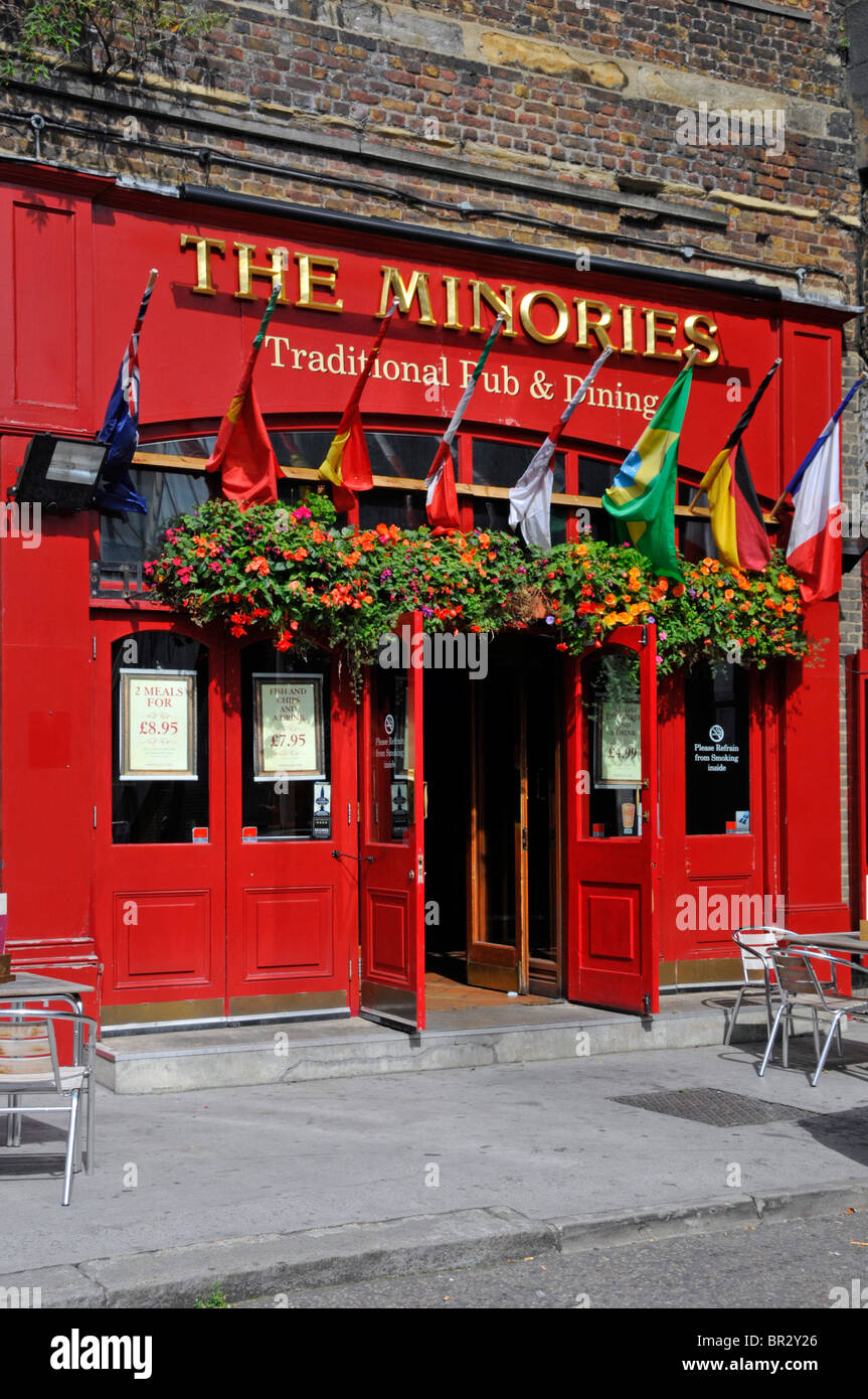 Die minories traditionellen Londoner Pub in der Nähe des Tower von London England Großbritannien Stockfoto