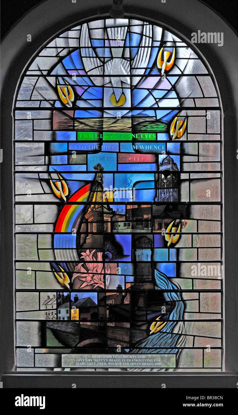 Die Familie Windows-Bragg, rechten Licht: Gott der Heilige Geist. Kirche der Heiligen Maria der Jungfrau, Wigton, Cumbria, England, UK Stockfoto