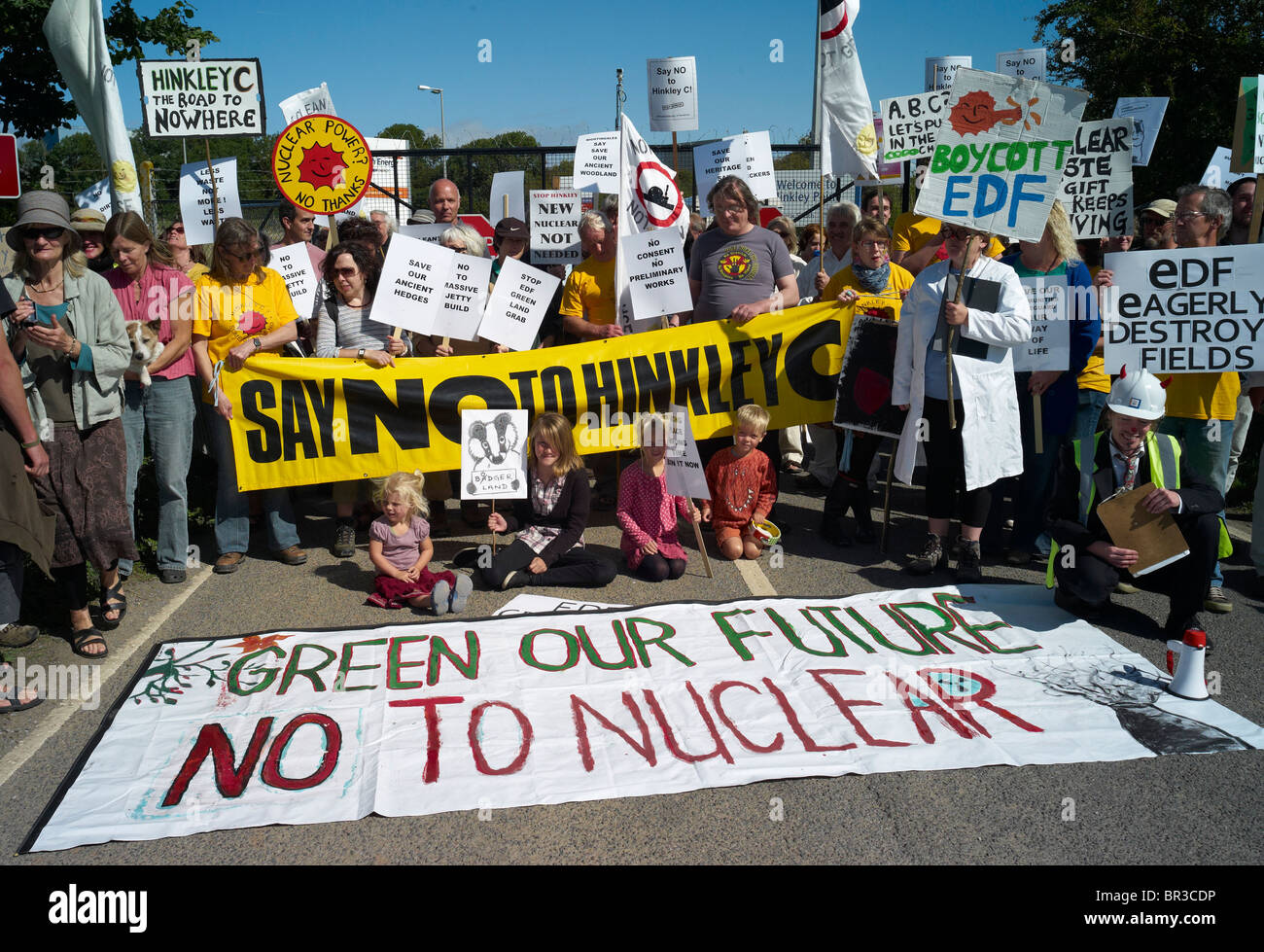 Demonstration gegen Vorschläge für ein neues Kernkraftwerk in Hinkley Point in Somerset September 2010 bauen Stockfoto