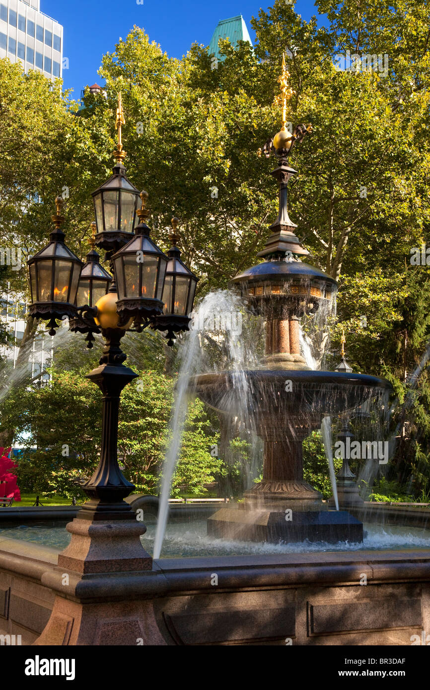 Brunnen im City Hall Park, New York City, USA Stockfoto