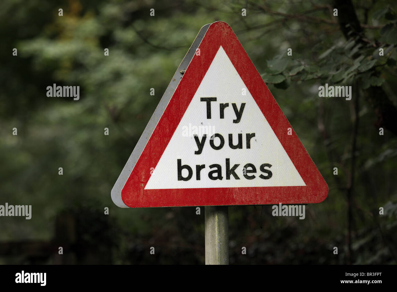 Versuchen Sie Ihre Bremsen, Warnzeichen Stockfoto