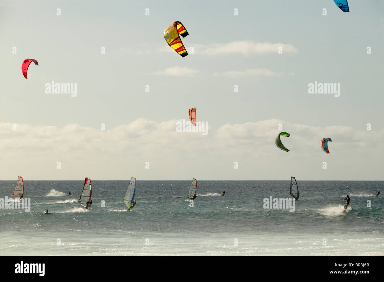 Kitesurfen, Windsurfen und Surfen in Cabo Verde, Kapverden Stockfoto