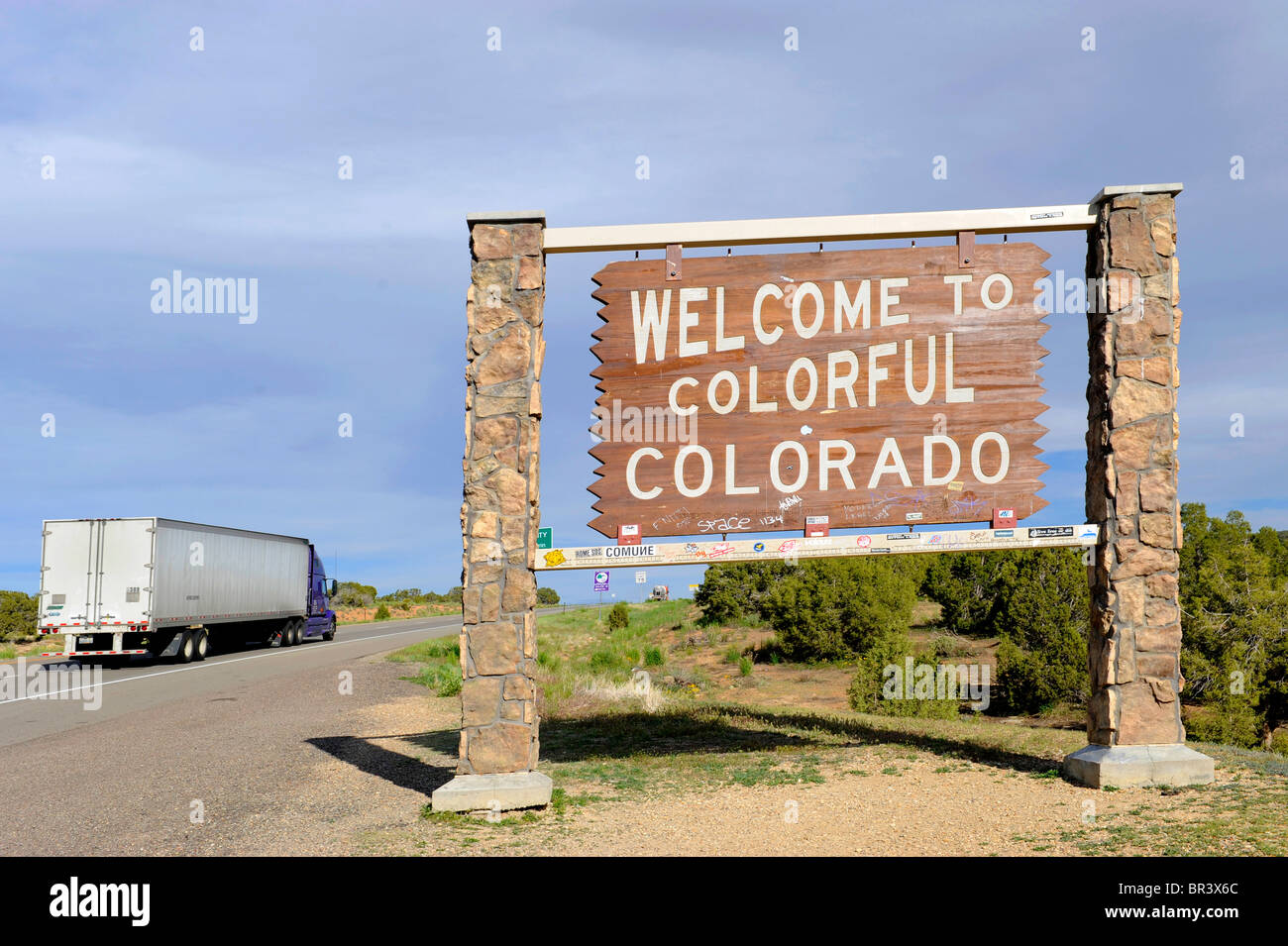 Willkommen bei Colorado i-70 Zeichen Stockfoto