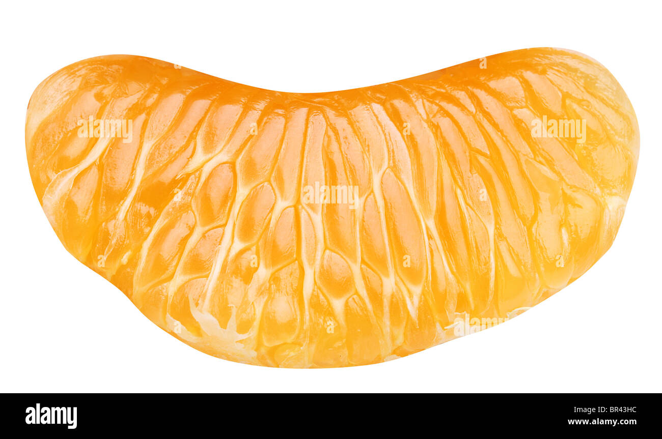 Slice der Mandarine auf weißem Hintergrund Stockfoto
