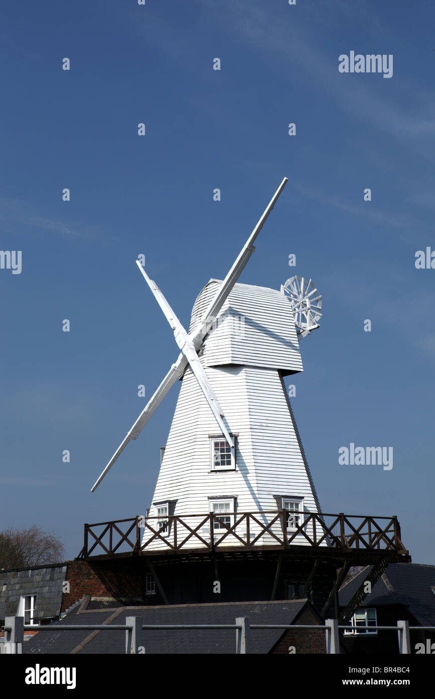 Restaurierte Windmühle am Roggen, East Sussex, England, UK Stockfoto