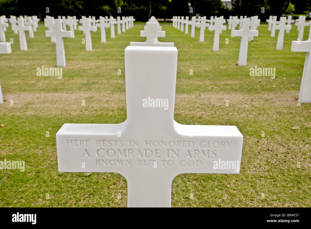 Grab des unbekannten Soldaten. Normandy American Cemetery, 17,2 Hektar Größe wo 9.387 Soldaten & Frauen (307 von denen sind Unk Stockfoto