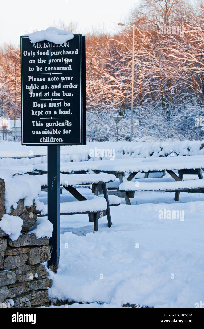 Beer Garden Winter Stockfotos Beer Garden Winter Bilder Alamy