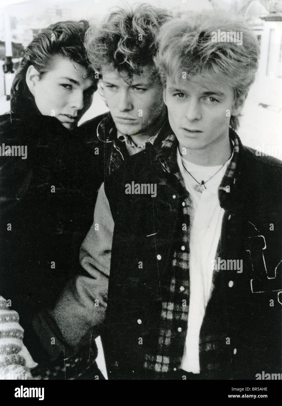 A-HA Werbefoto der norwegische Popgruppe etwa 1986. Von links: Morten Harket, Mags Furuholmen und Pal Waaktaar Stockfoto