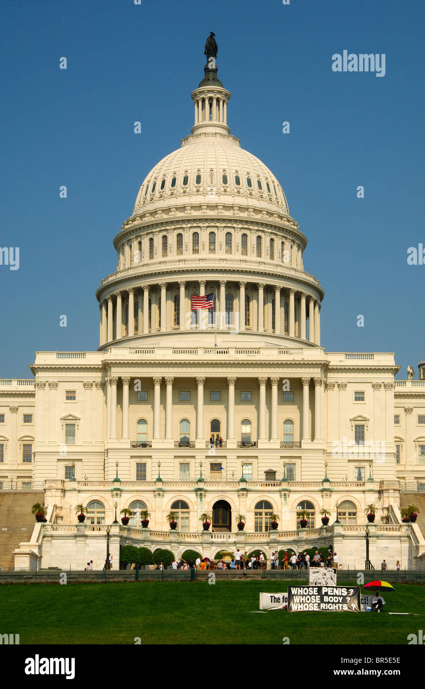 Male genital mutilation -Fotos und -Bildmaterial in hoher Auflösung – Alamy