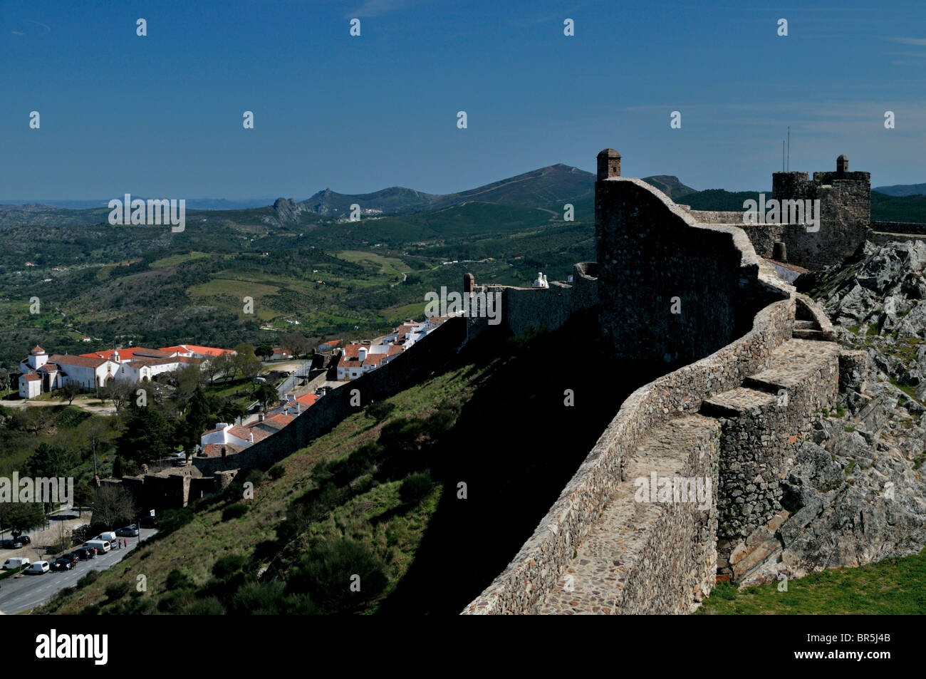Portugal, Alentejo: Blick von der Burg Marvao auf die Serra de Sao Mamede Stockfoto